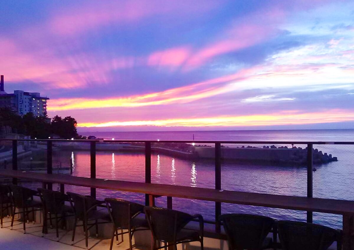 フィッシャーマンズ・ワーフ白浜で見れる夕暮れ時の景色